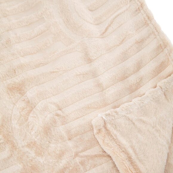 NWT Embossed Plush Blanket 50in x 60in Beige Neutral Modern Minimalist Coastal - Picture 2 of 3